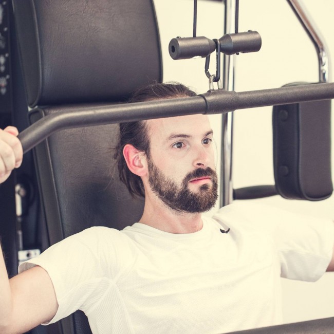 Workout im Fitnessraum